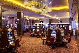 Bantuan dana rome2rio lewat layar ponsel